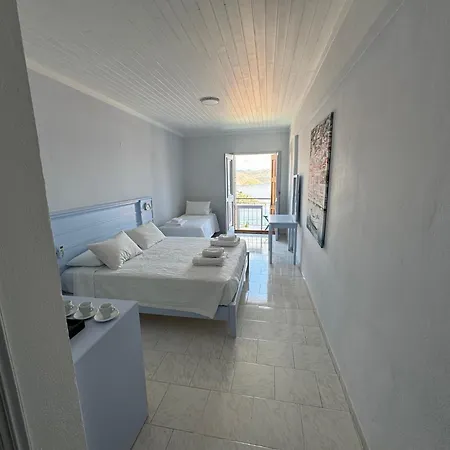 Отель Fiona