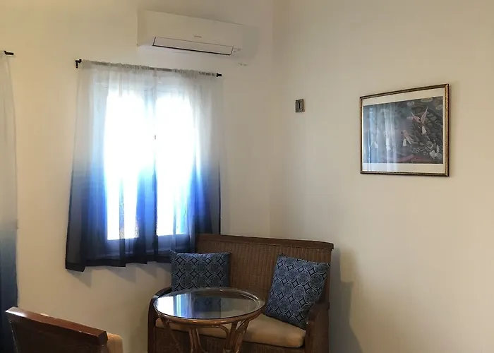 Ξενοδοχείο Fiona 3*